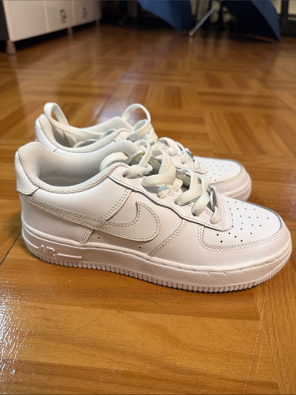 NIKE Air Force 1s